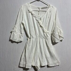 Abercrombie & Fitch‎ Ruffle Romper Women's XS White Eyelet Lace Surplice Neck